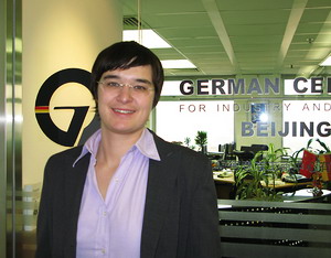 Hanna Böhme ist die neue Geschäftsführerin des German Centre in Beijing. Im Interview mit www.pspnrw.com erzählt sie über ihr 'Haus der kurzen Wege', Synergieeffekte und warum es sich gerade jetzt lohnt, in China zu investieren.